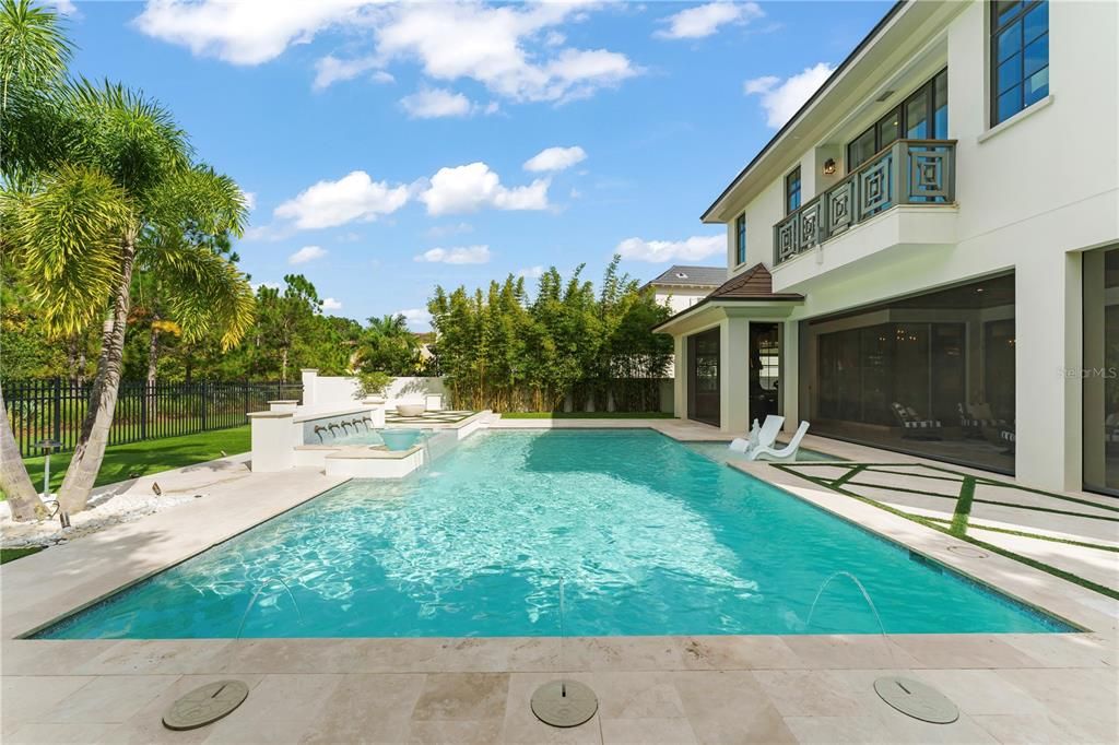 Exterior, Pool