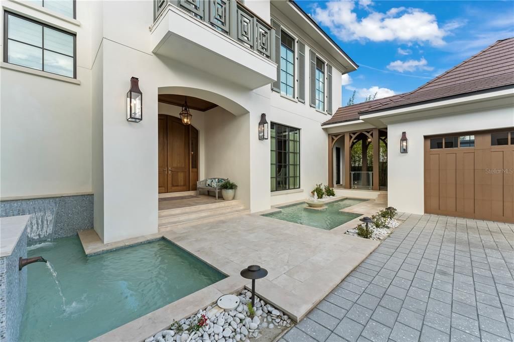 Exterior, Pool