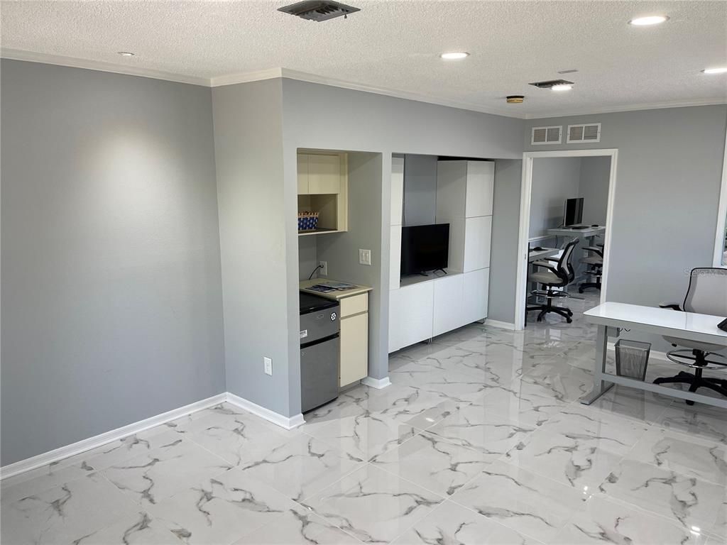 Home Office, Interior, Marble, Recessed Lighting