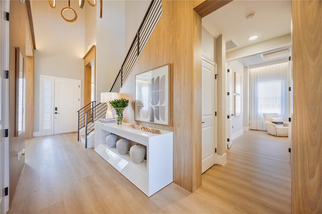 Interior, Recessed Lighting, Wood Texture Flooring