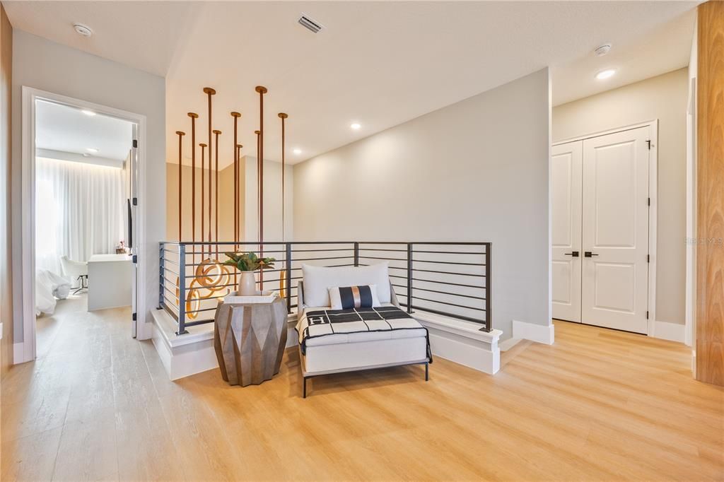 Bathroom, Interior, Recessed Lighting, Wood Texture Flooring