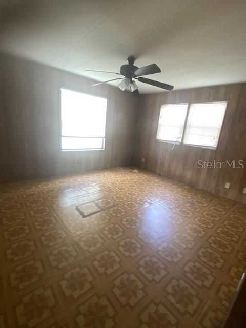 Empty room, Interior, Wood Texture Flooring, Wooden Walls