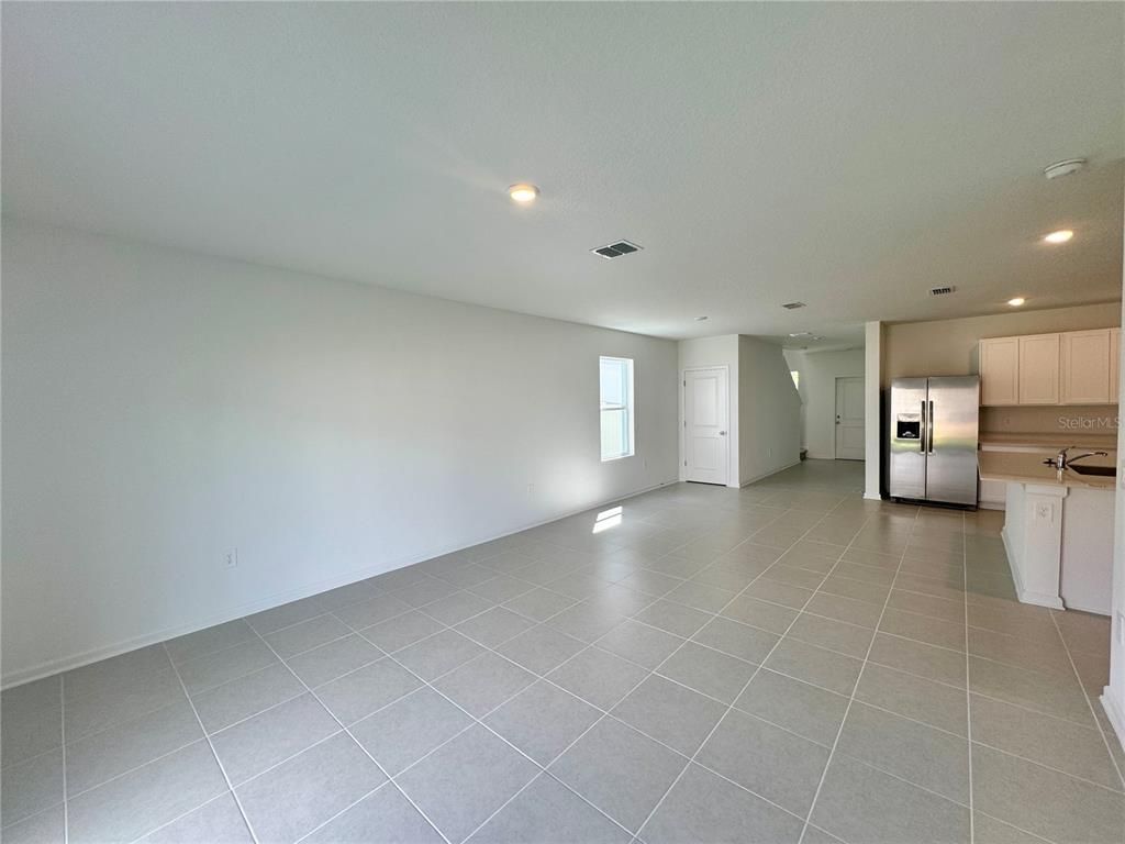 Empty room, Interior, Kitchen, Recessed Lighting