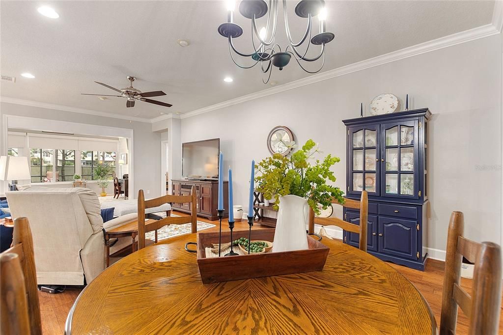 Chandelier, Dining room, Interior, Recessed Lighting, Wood Texture Flooring