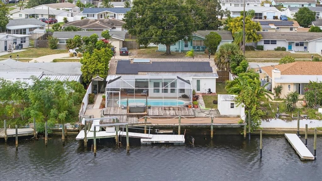 Exterior, Drone
