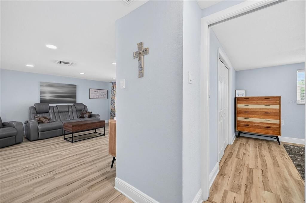 Interior, Living room, Recessed Lighting, Wood Texture Flooring