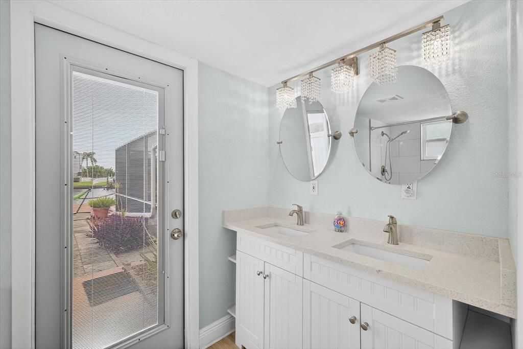 Bathroom, Dual Sink Vanities, Interior