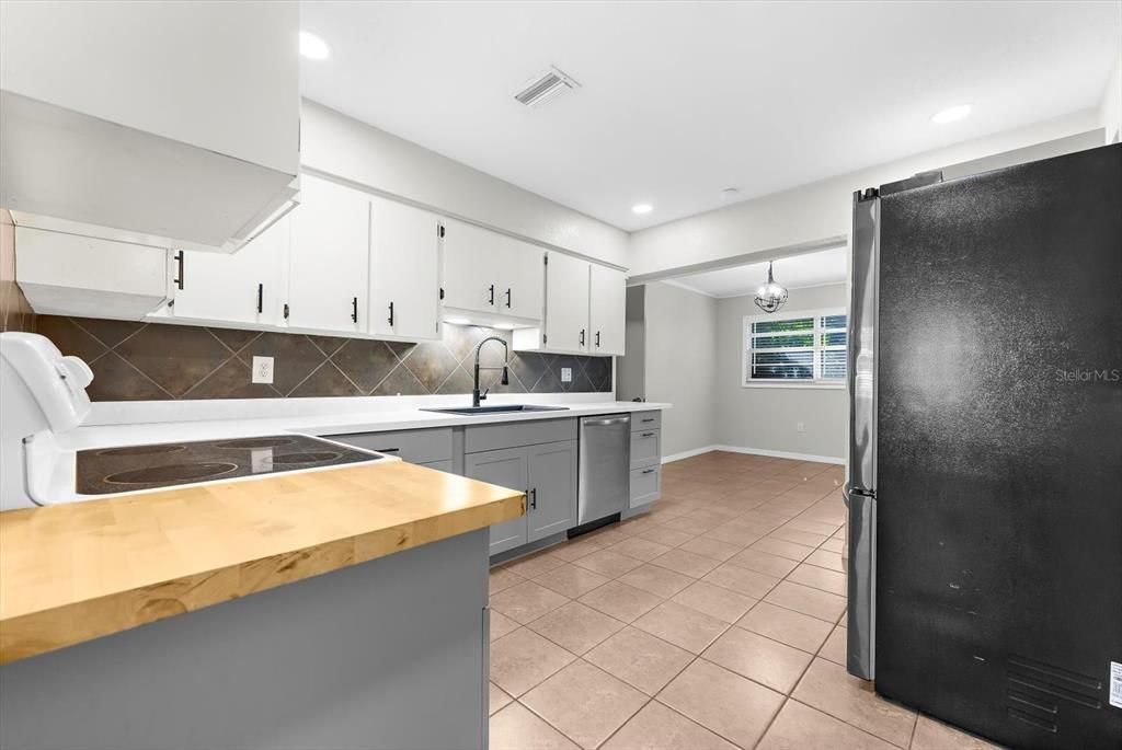 Interior, Kitchen, Recessed Lighting