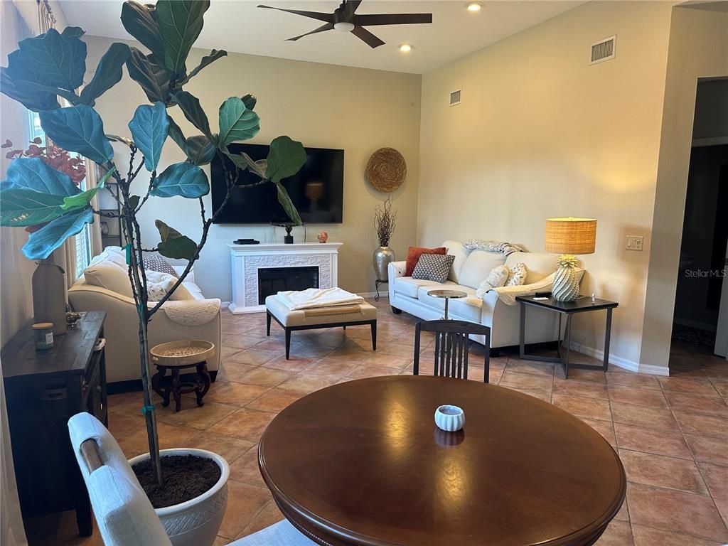 Fireplace, Interior, Living room, Recessed Lighting