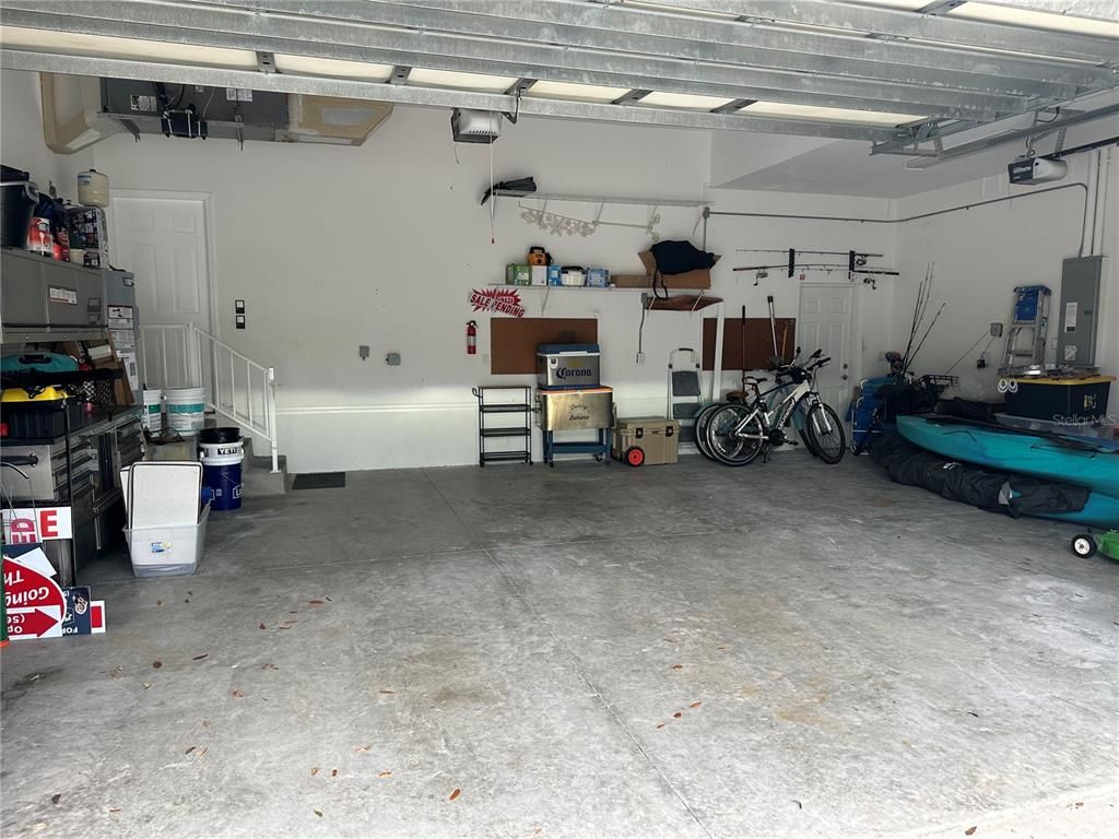 Garage, Interior