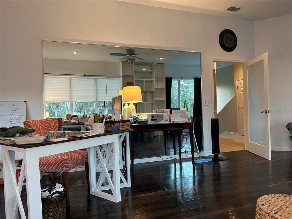 Interior, Recessed Lighting, Wood Texture Flooring