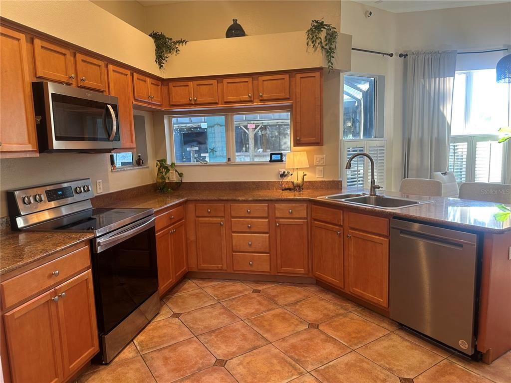 Interior, Kitchen, Stainless Steel Appliances