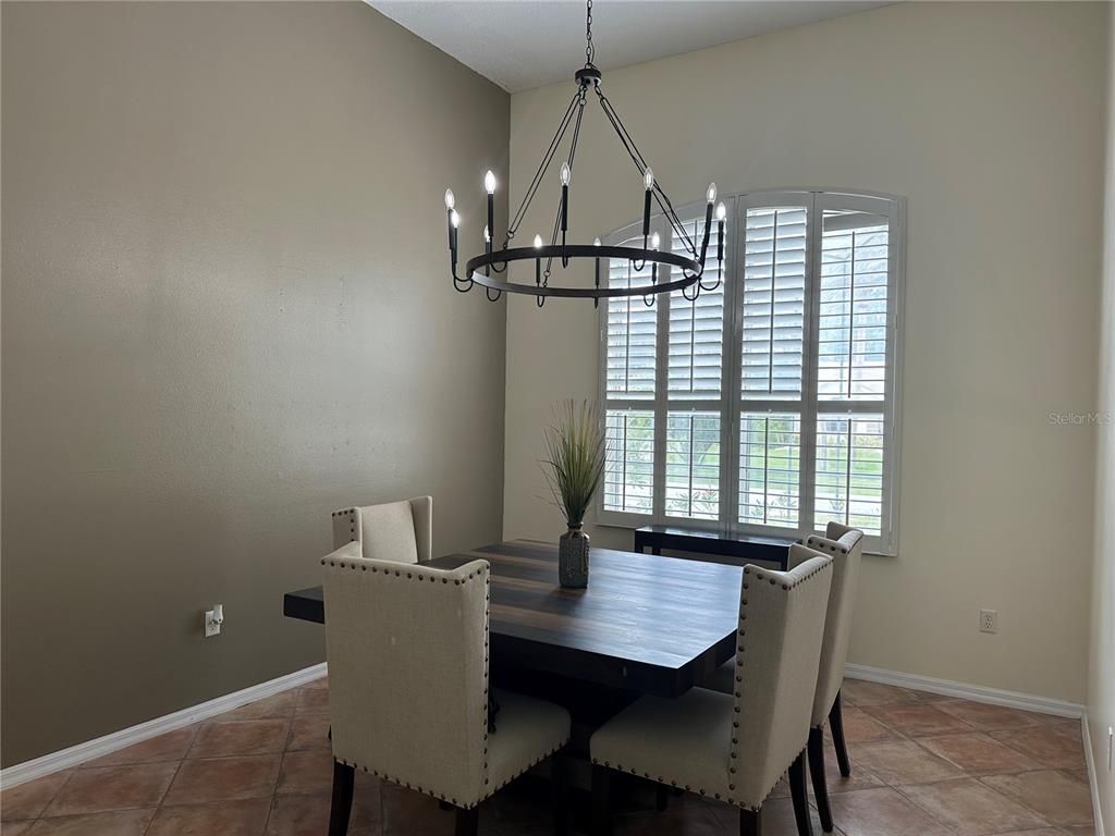 Chandelier, Dining room, Interior, Pendant Lights