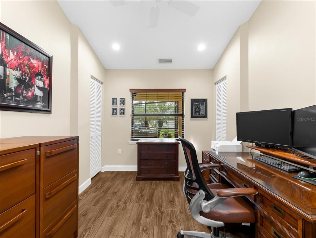 Home Office, Interior, Recessed Lighting, Wood Texture Flooring
