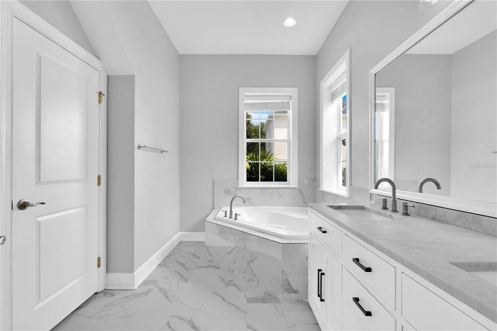 Bathroom, Dual Sink Vanities, Interior, Marble, Recessed Lighting