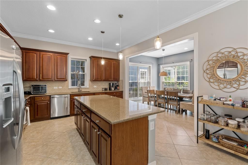 Dining room, Interior, Kitchen, Pendant Lights, Recessed Lighting, Stainless Steel Appliances