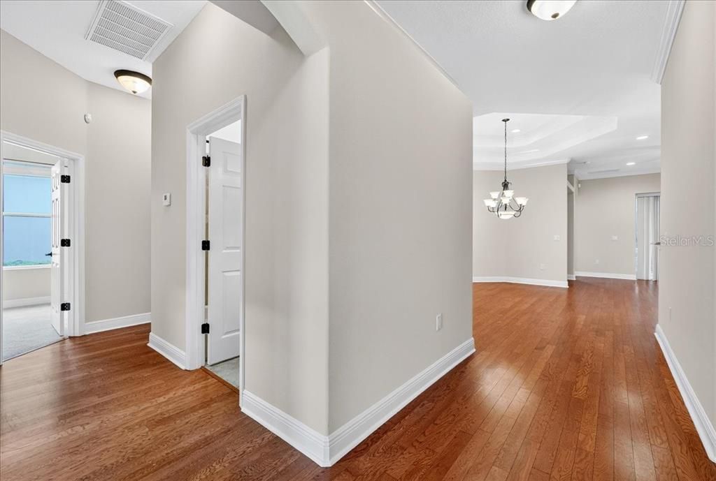 Chandelier, Empty room, Interior, Recessed Lighting, Wood Texture Flooring