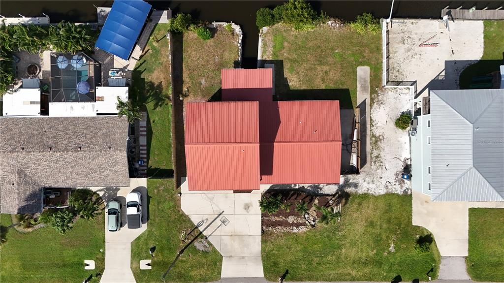 Exterior, Drone