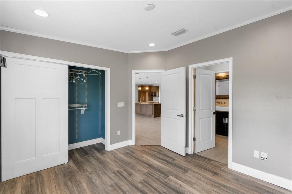 Empty room, Interior, Kitchen, Recessed Lighting, Wood Texture Flooring