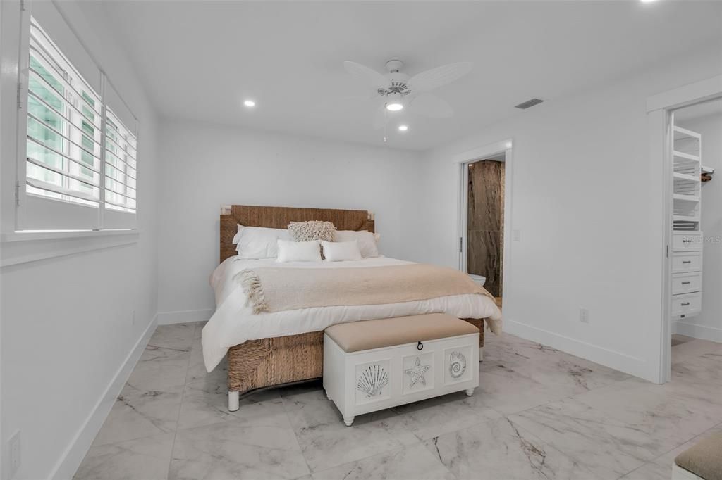Bedroom, Interior, Marble, Recessed Lighting