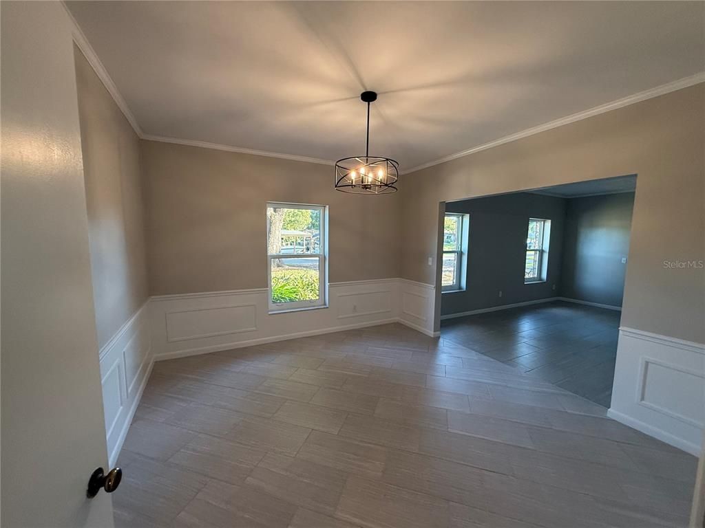 Empty room, Interior, Pendant Lights, Wood Texture Flooring