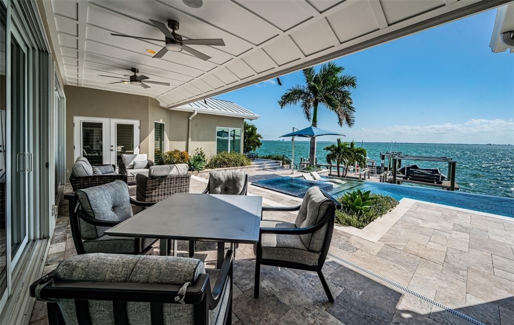 Exterior, Pool, Water