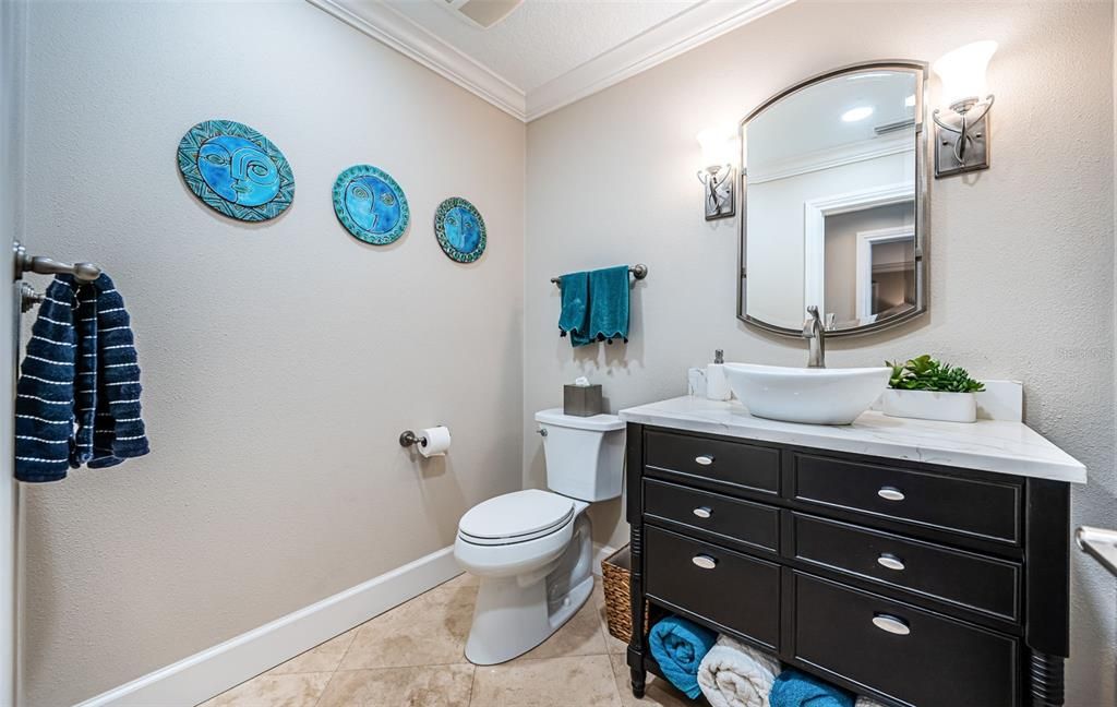 Bathroom, Interior, Recessed Lighting