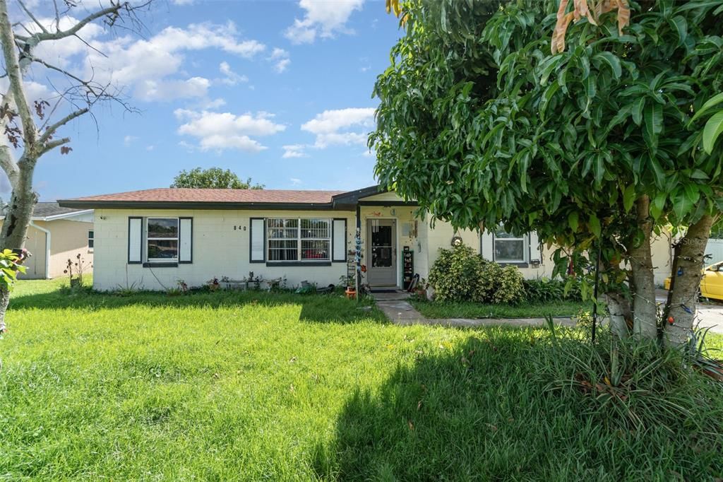 Backyard, Exterior, Facade, Ranch