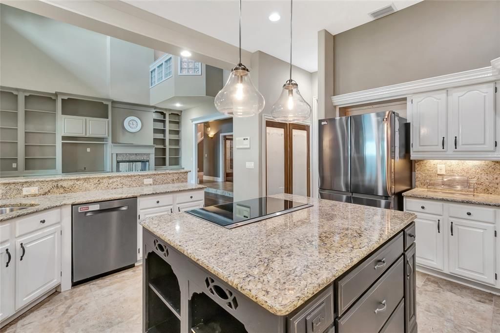 Interior, Kitchen, Pendant Lights, Recessed Lighting, Stainless Steel Appliances