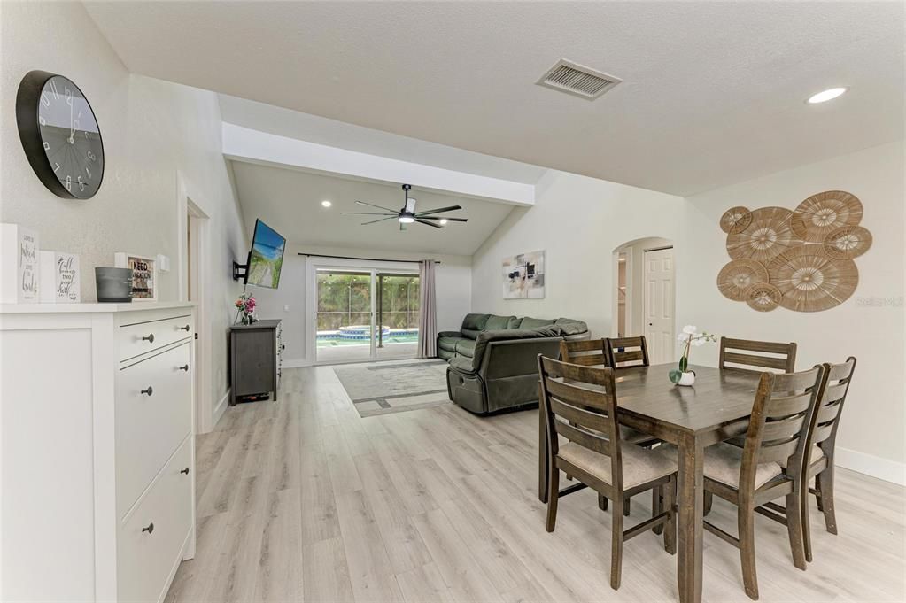 Dining room, Interior, Living room, Recessed Lighting, Wood Texture Flooring