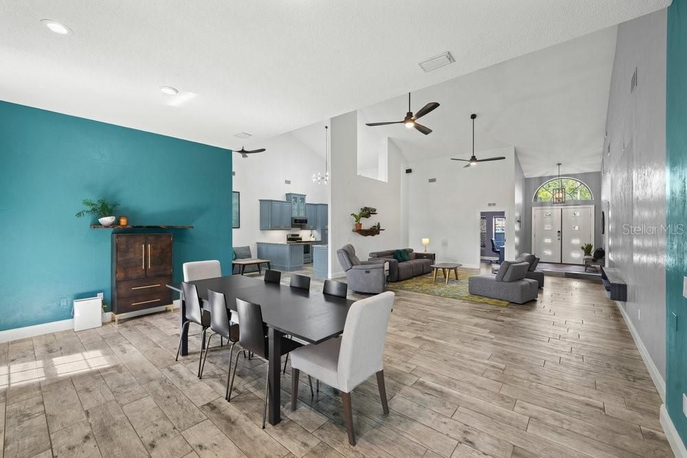 Dining room, Interior, Living room, Recessed Lighting, Wood Texture Flooring