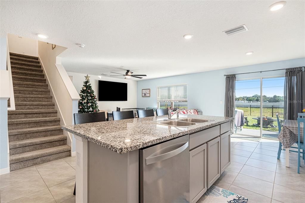 Dining room, Interior, Kitchen, Recessed Lighting