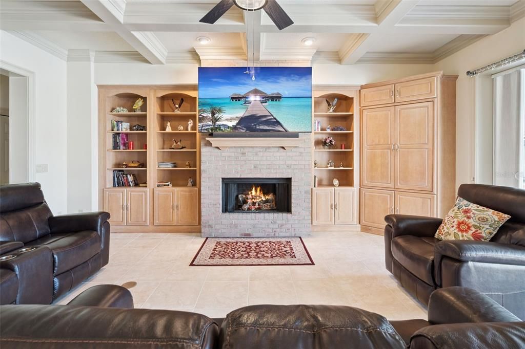 Fireplace, Interior, Living room, Recessed Lighting