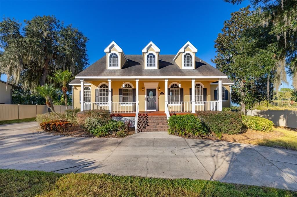 Exterior, Facade, Cape Cod