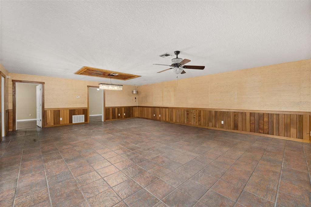 Chandelier, Empty room, Interior