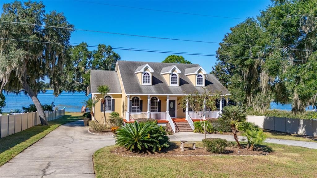 Exterior, Facade, Water, Cape Cod