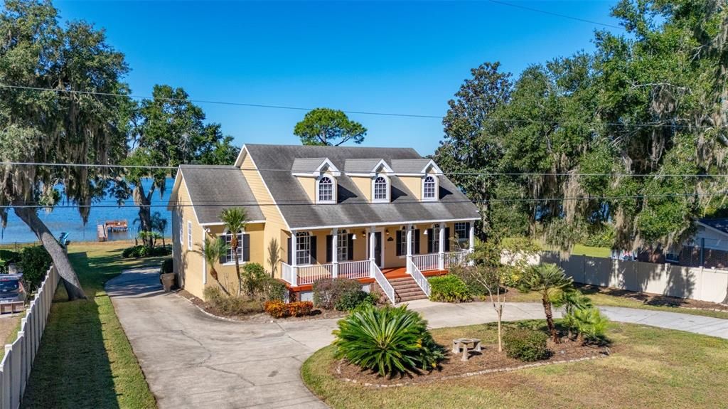 Exterior, Facade, Cape Cod