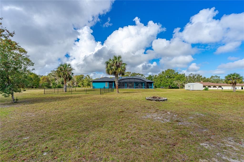 Backyard, Exterior