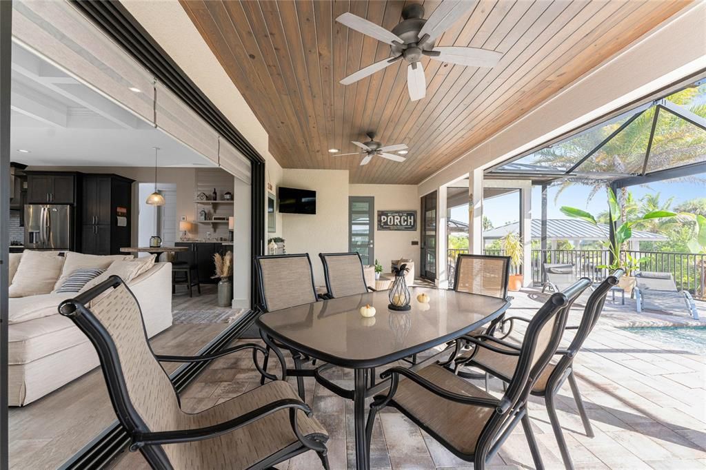 Dining room, Glass Ceilings, Interior, Kitchen, Pendant Lights, Sun Room, Wooden Ceilings