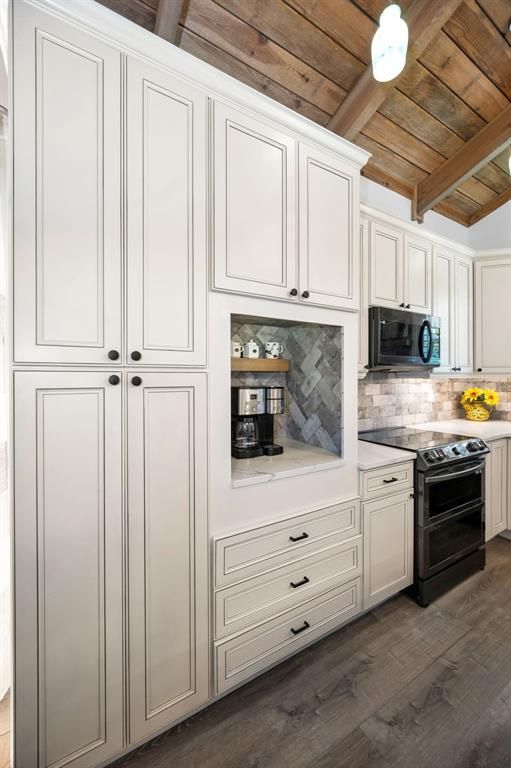 Interior, Kitchen, Wooden Ceilings, Wood Texture Flooring