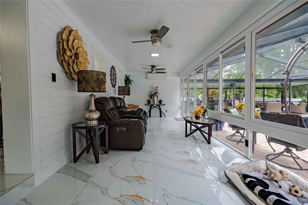Interior, Living room, Marble, Recessed Lighting, Sun Room