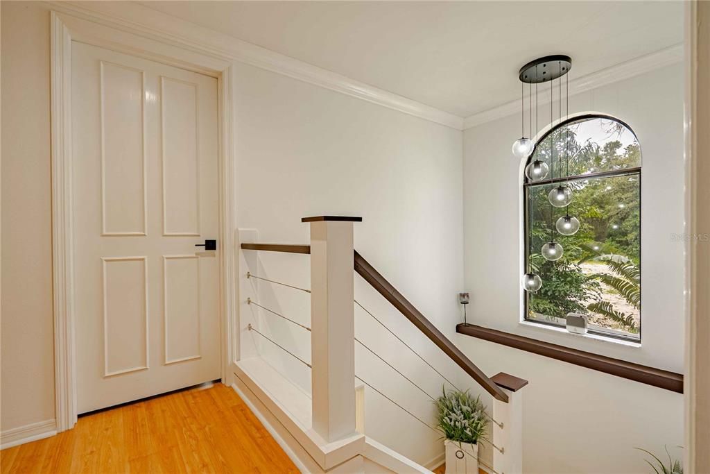 Interior, Pendant Lights, Wood Texture Flooring