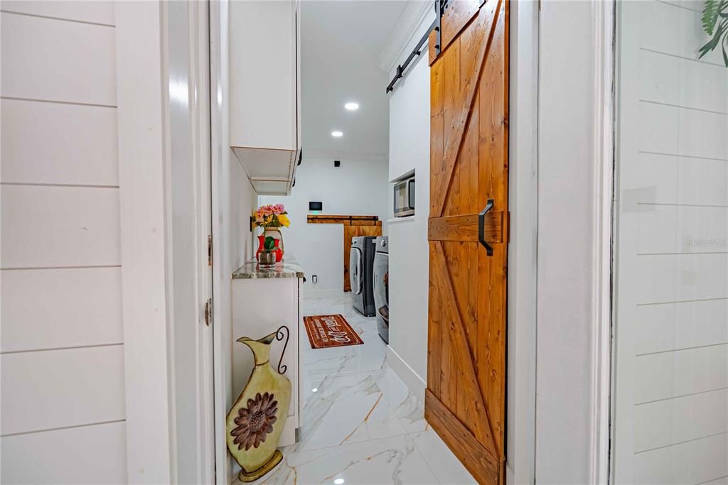 Interior, Marble, Recessed Lighting, Washer