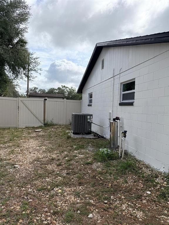 Backyard, Exterior