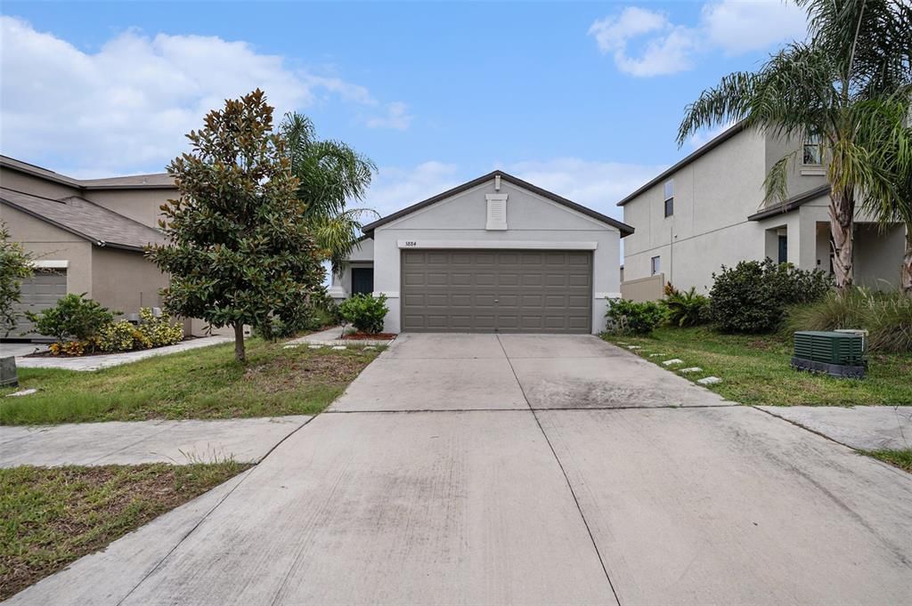 Detached Garage, Exterior