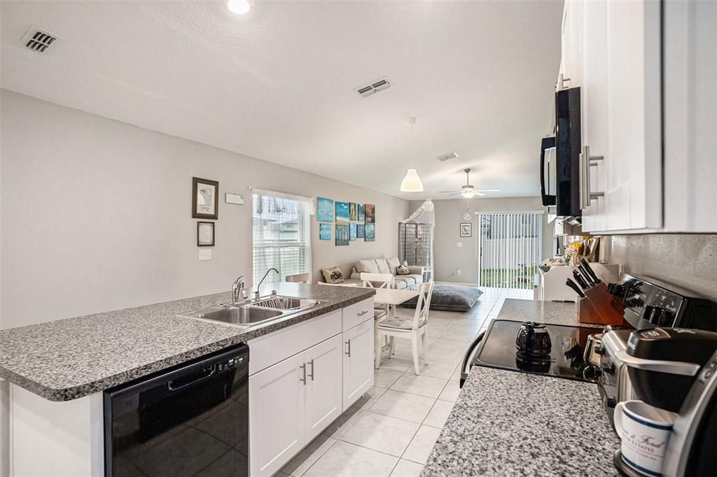 Dining room, Interior, Kitchen, Pendant Lights, Recessed Lighting