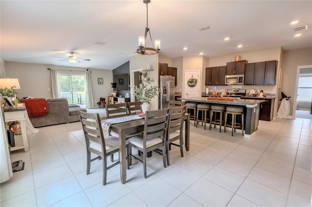 Dining room, Interior, Kitchen, Living room, Pendant Lights, Recessed Lighting, Stainless Steel Appliances