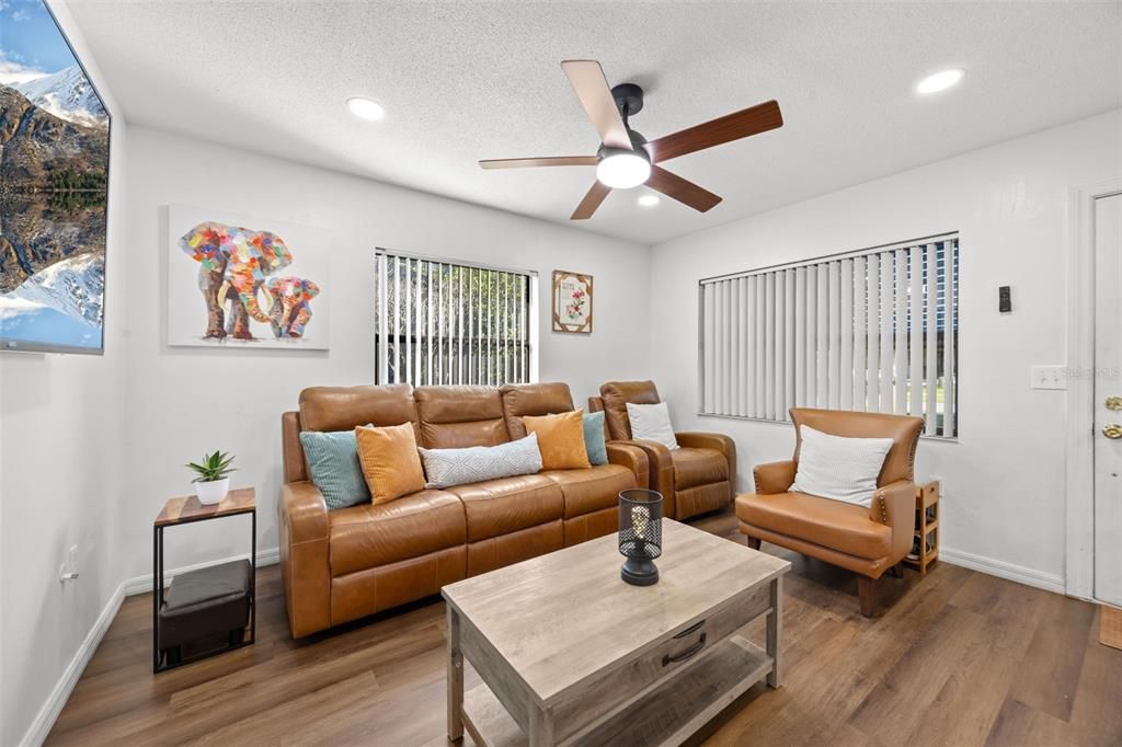 Interior, Living room, Recessed Lighting, Wood Texture Flooring