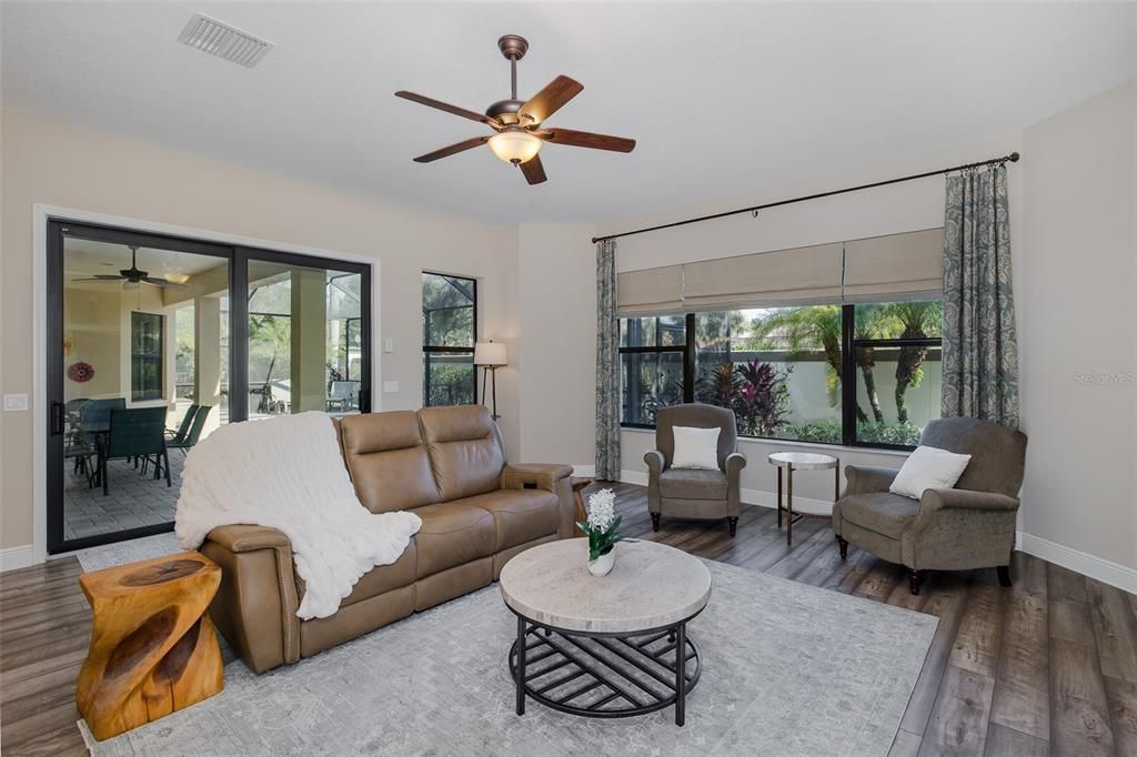 Dining room, Interior, Living room, Wood Texture Flooring
