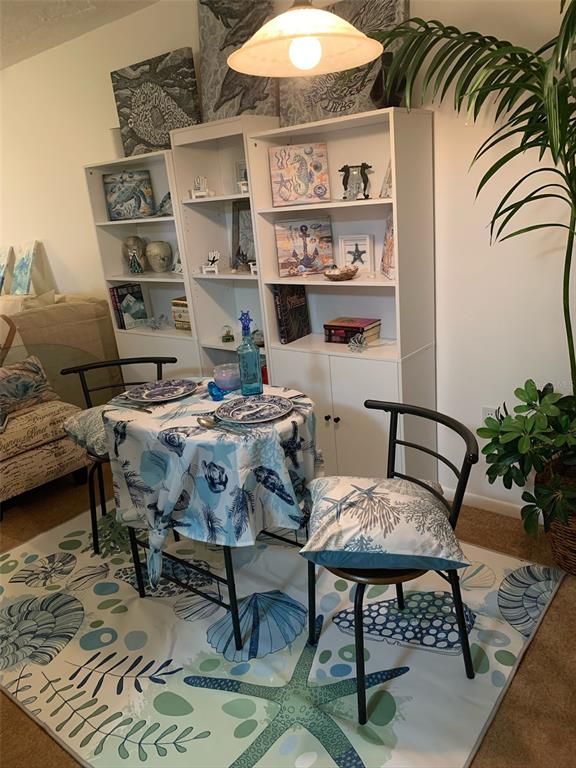Dining room, Interior